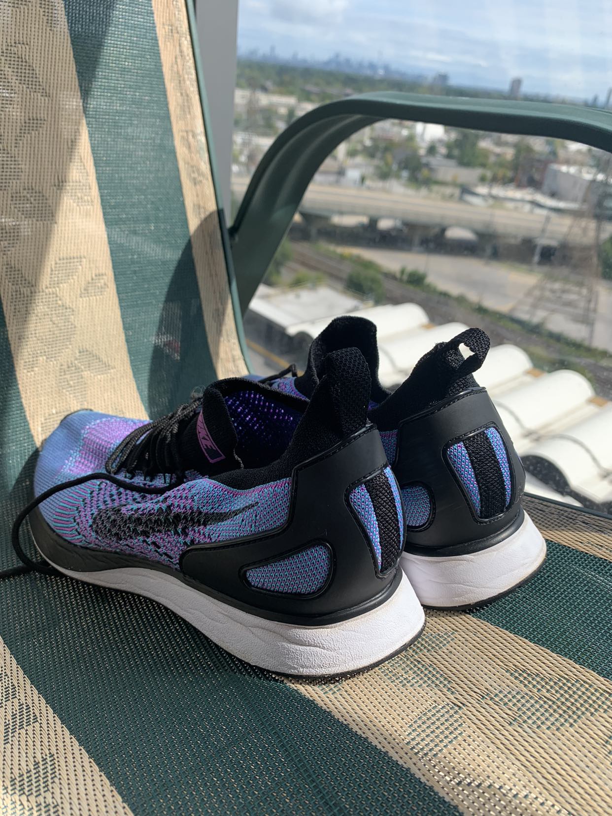 Nike Mariah Flyknit Racer - photo 3