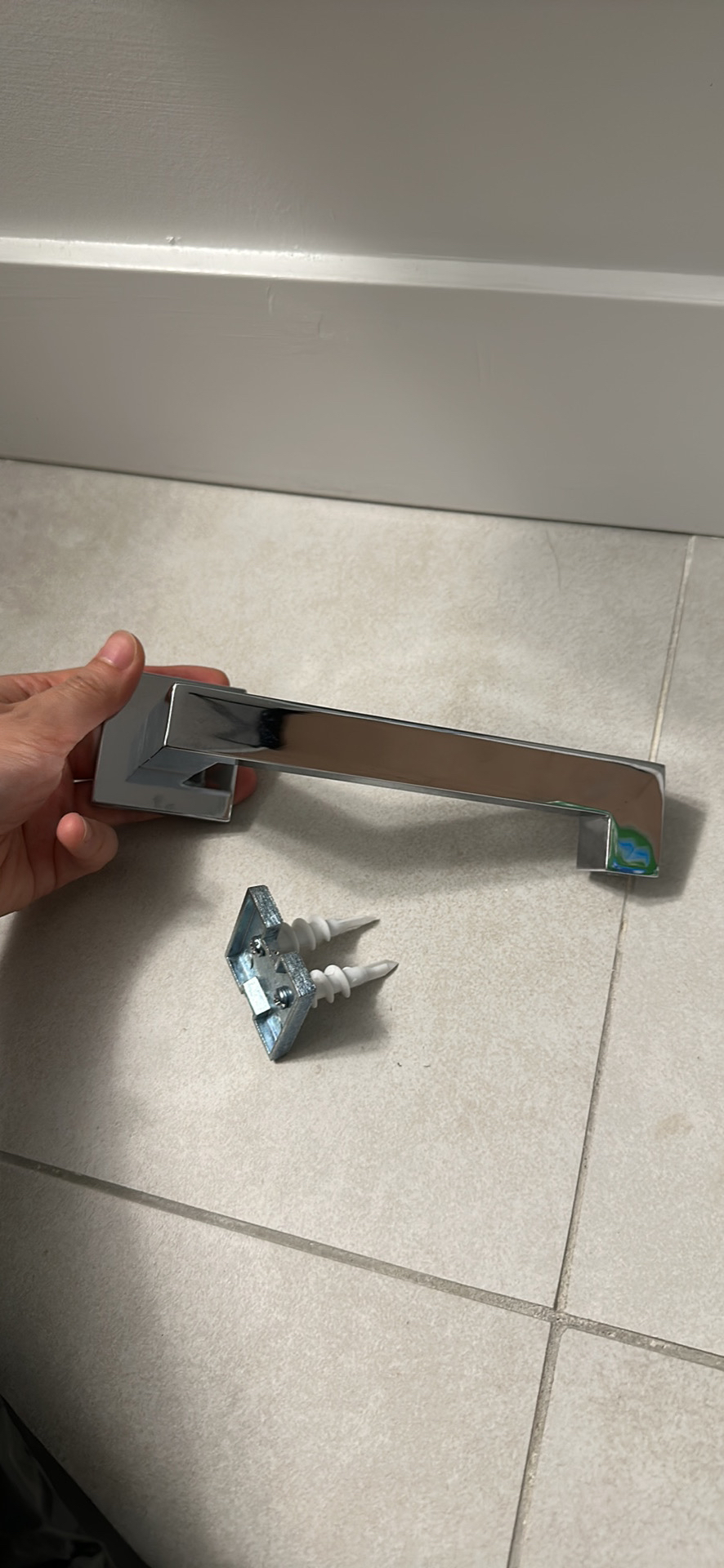 Brand new toilet paper holder with accessories