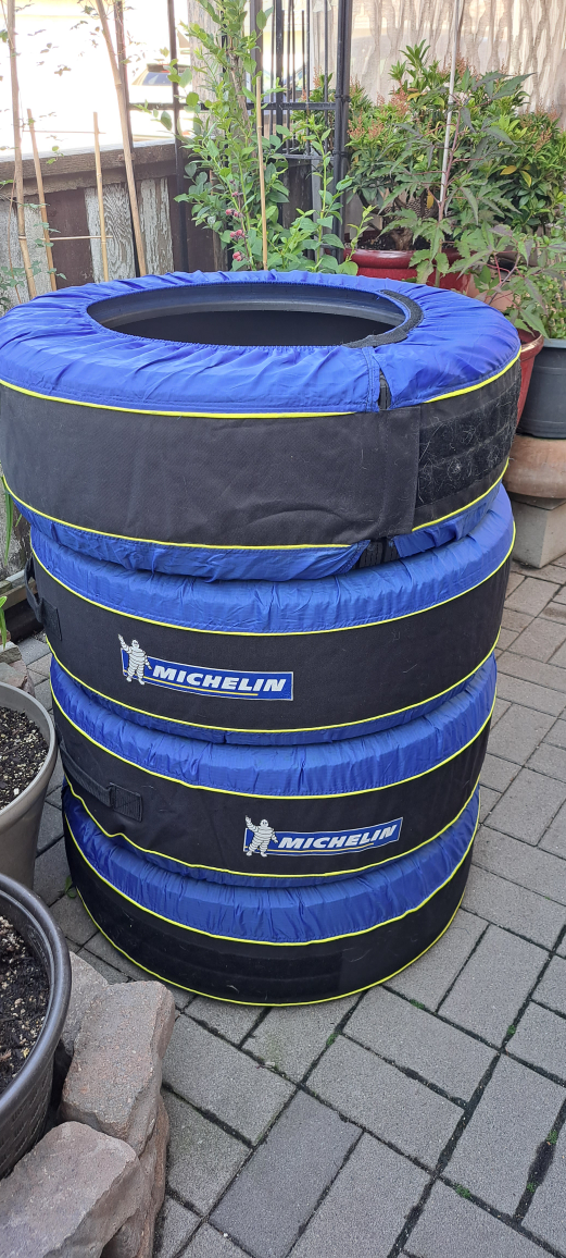 4 Michellin X Ice (245/50 R 20) with tire storage covers cover - photo 4