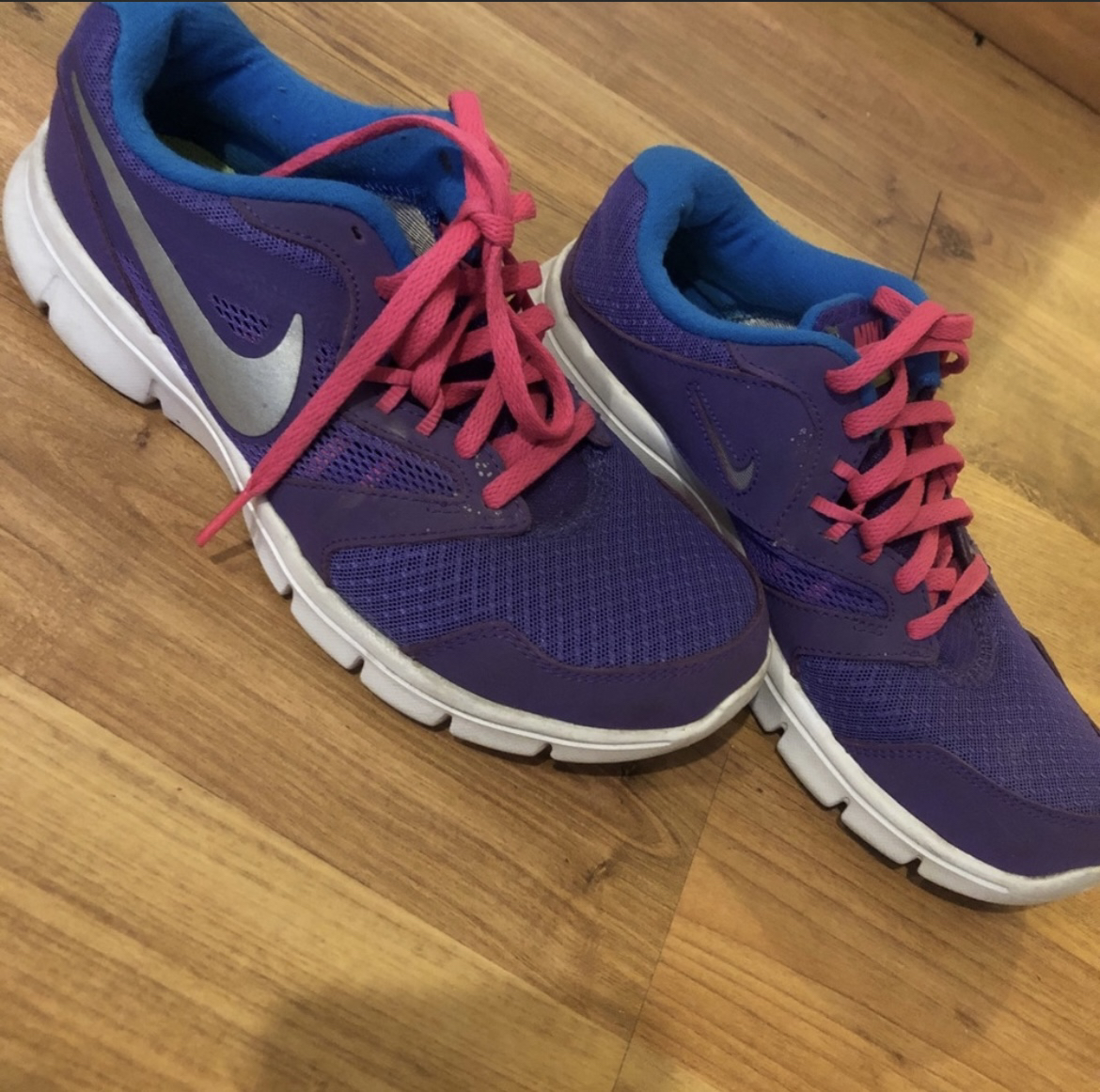 Nike runners image indicator(2)