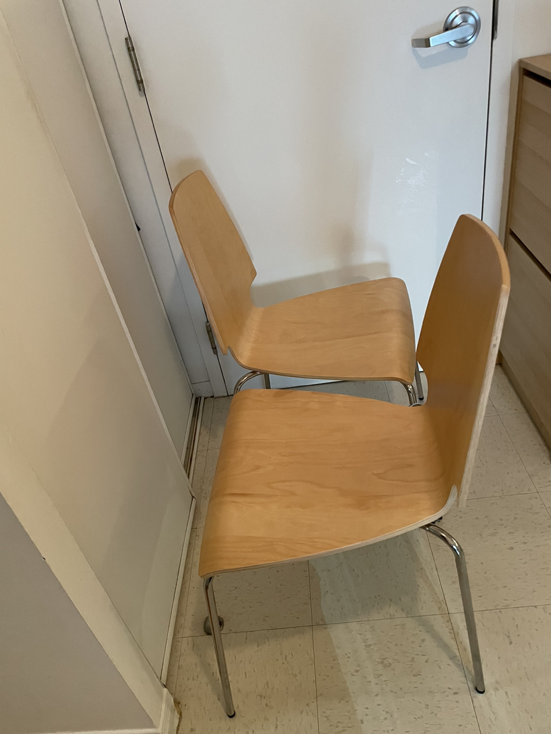 6 dining chairs image indicator(3)