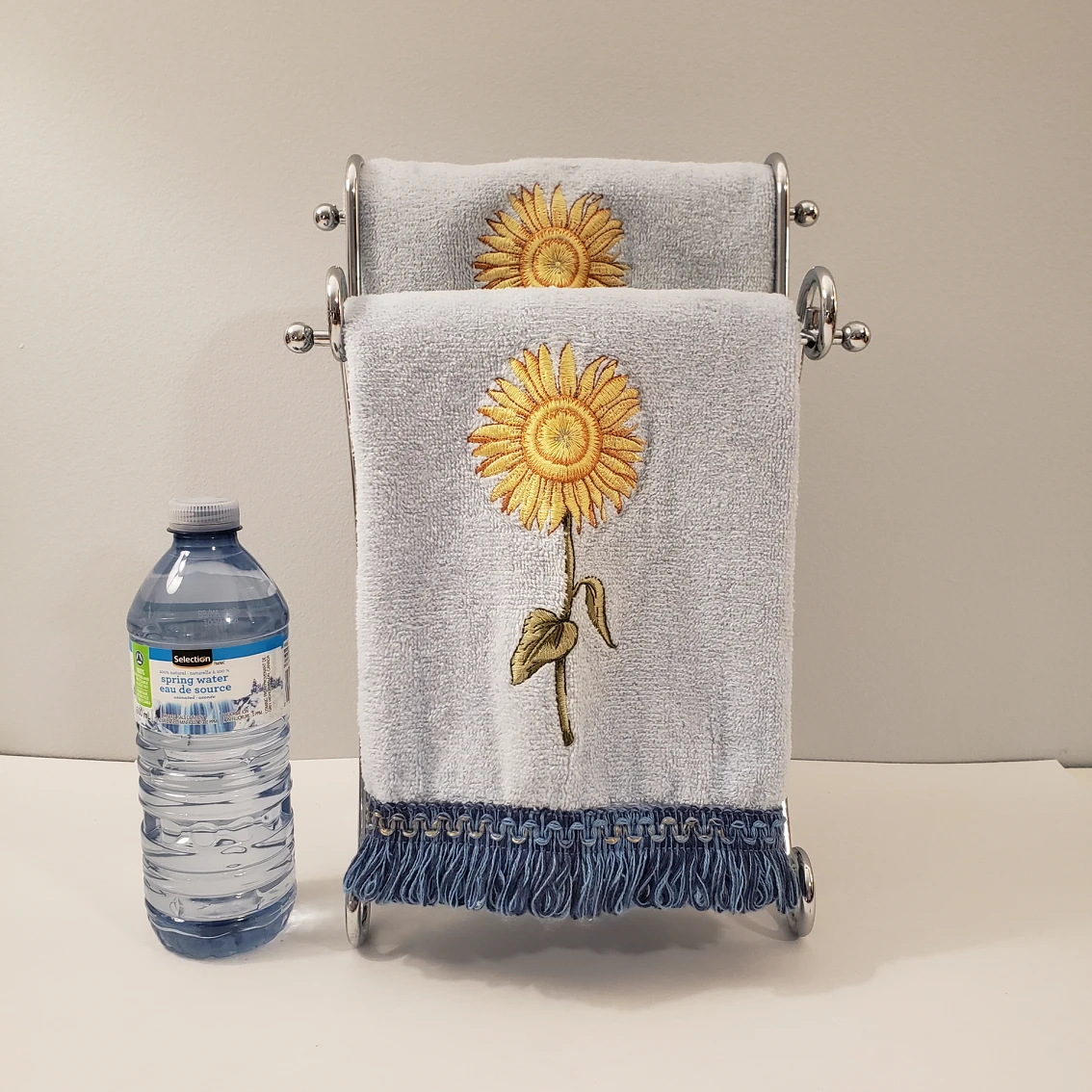 🛁 Wash Hand Towel Display Rack Holder image indicator(3)