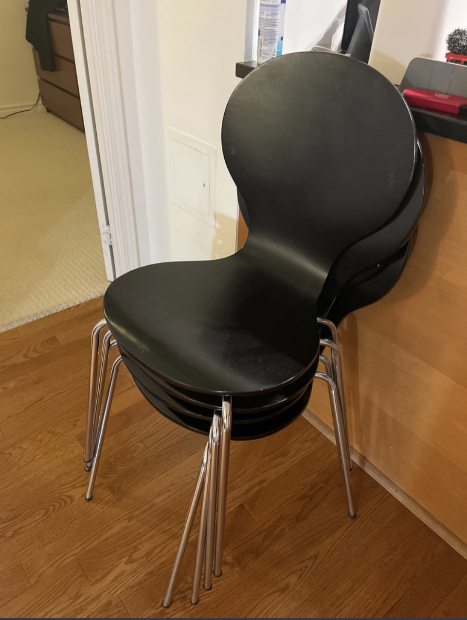 Structube Bunny Dinning Chairs