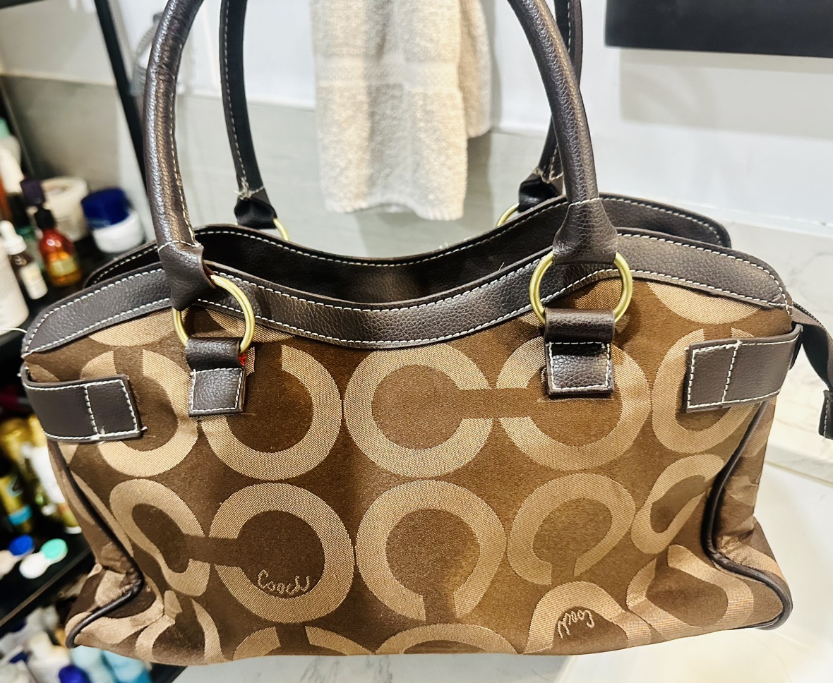 Coach Classic Signature Handbag - photo 2