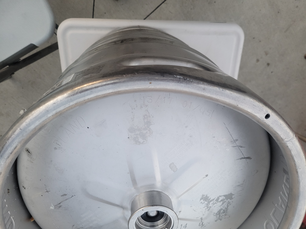 stainless steel beer keg - photo 2