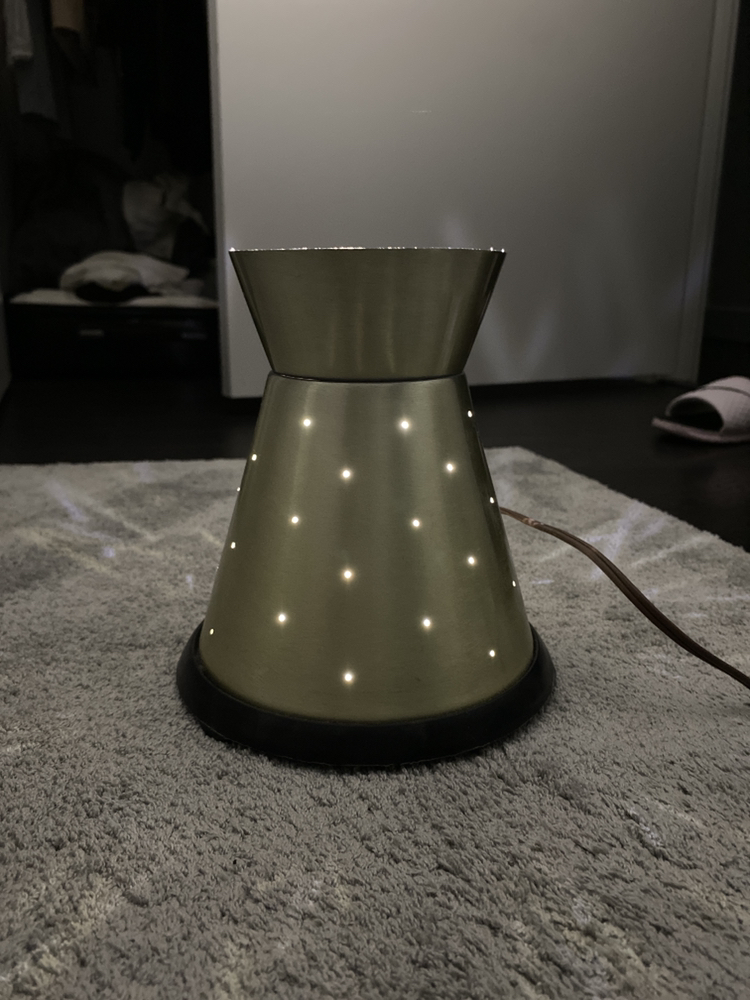 MOVING SALE Vintage Bedside Lamp - photo 2