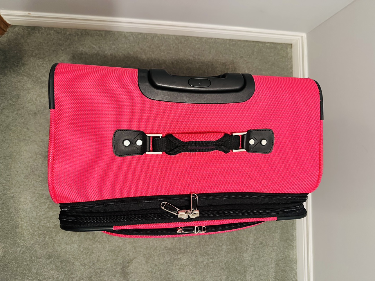 Samsonite Luggage (Large) - photo 5