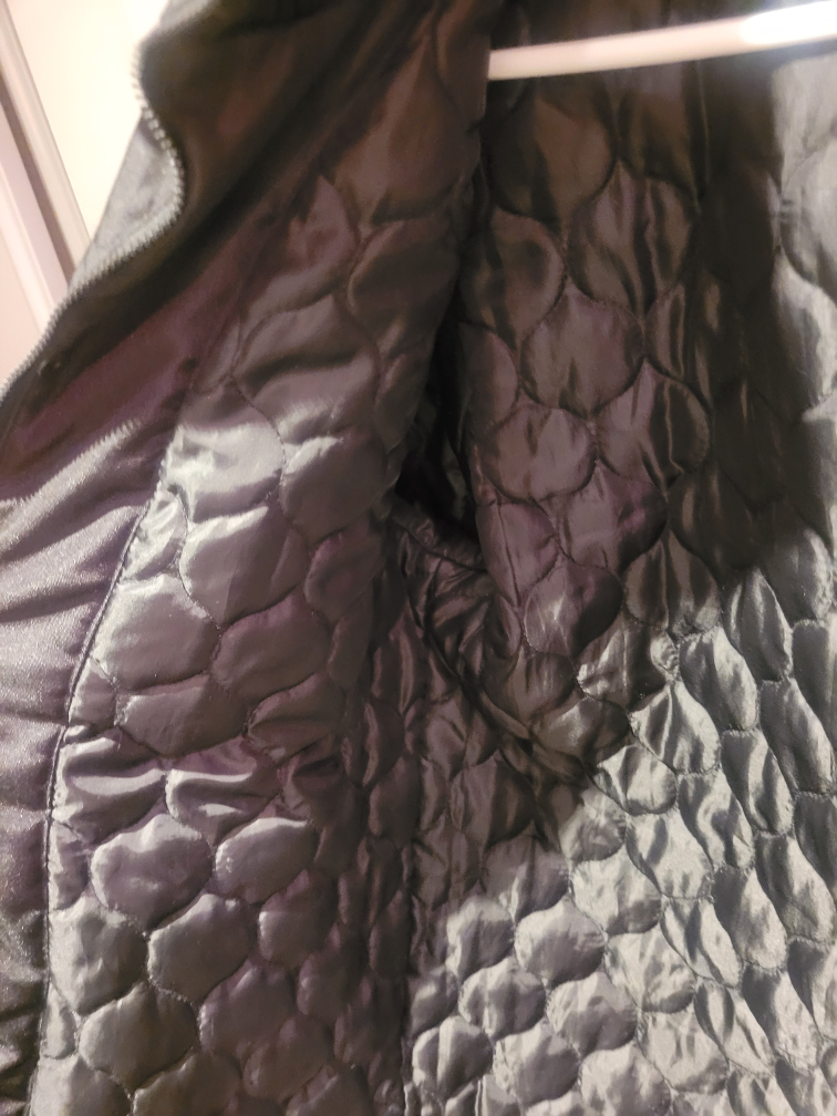 Levi's Mens small winter jacket fits like a Medium - photo 5