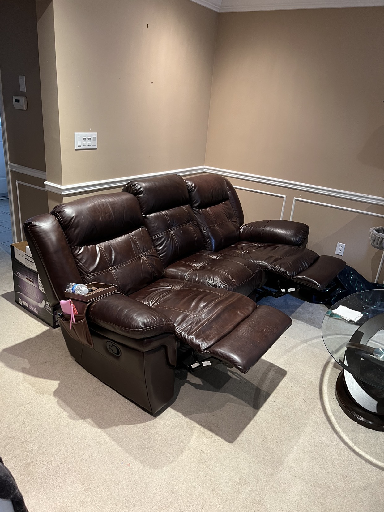 Leather couch - photo 4