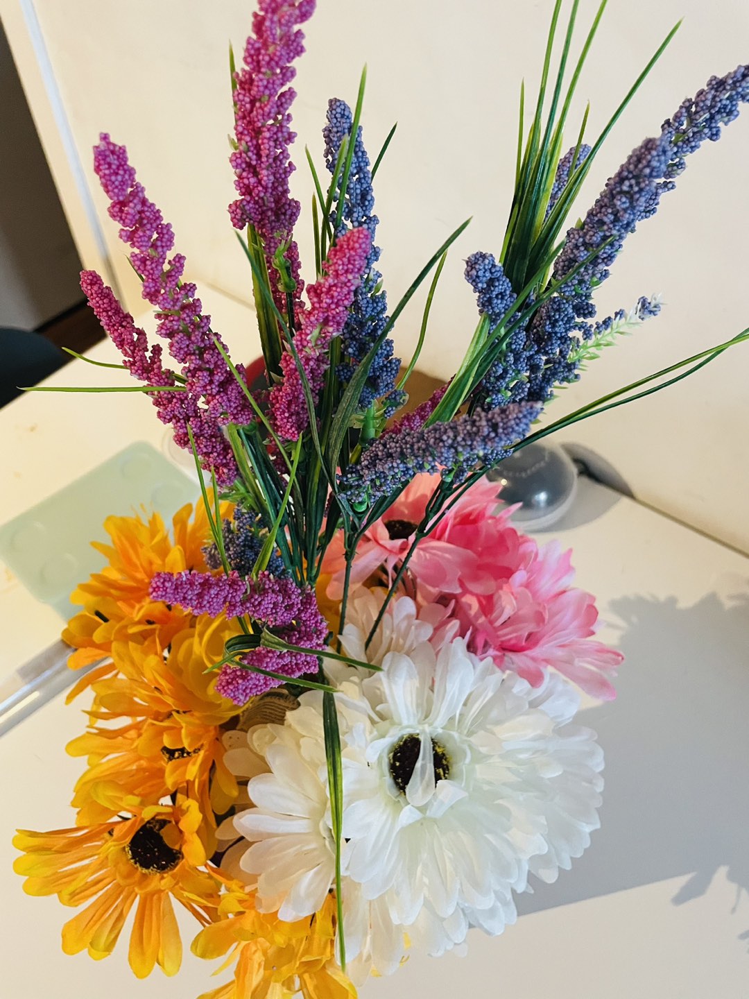 Purple flowervase with beautiful flowers decor image indicator(3)