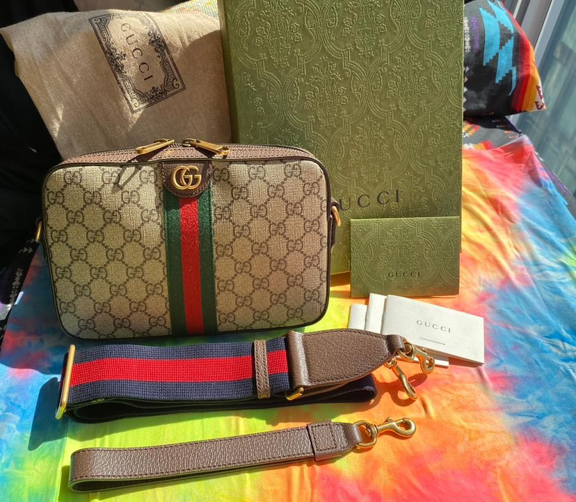 Gucci GG Shoulder Bag image indicator(4)
