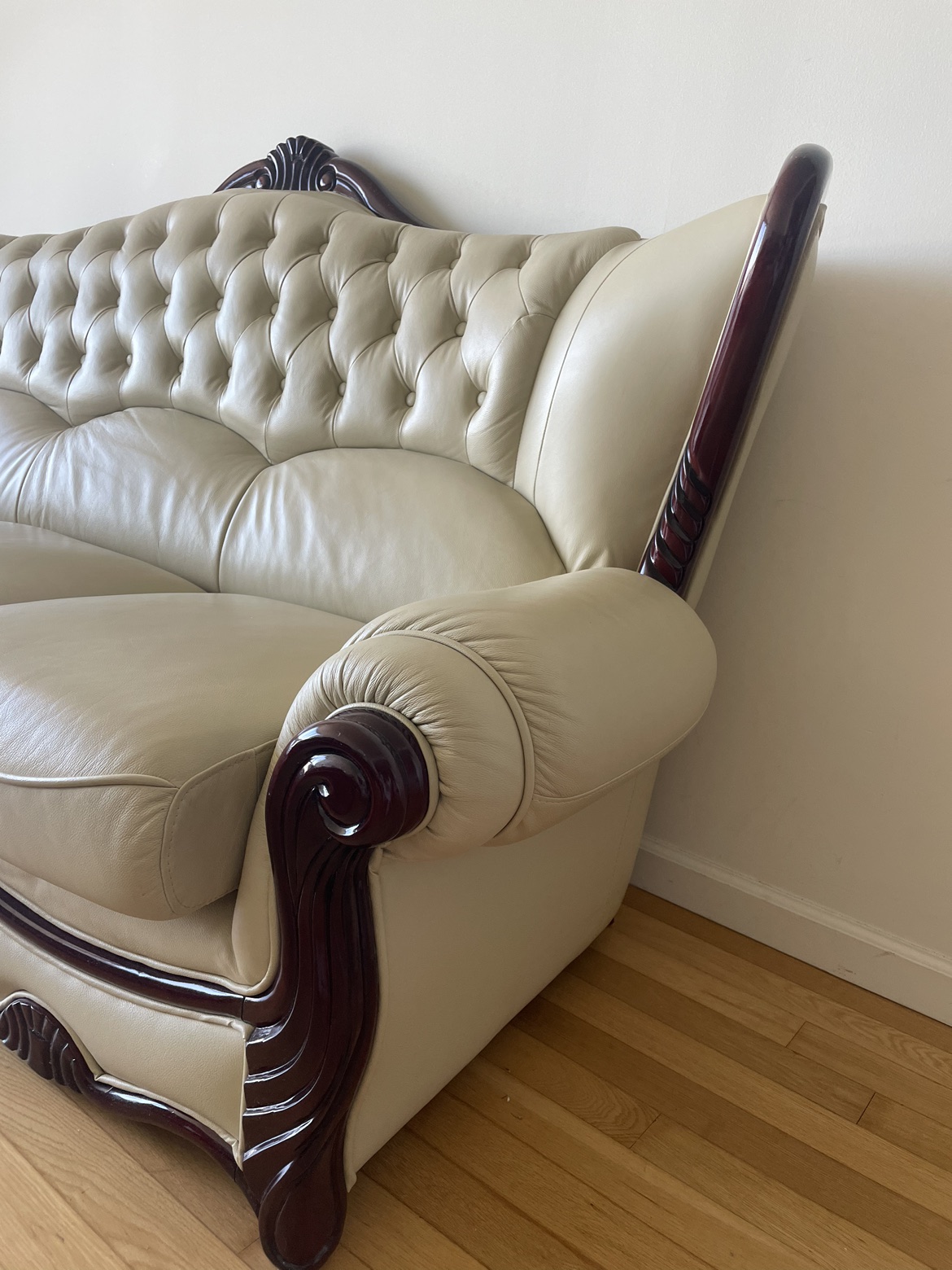 Italian leather sofa/couch - photo 2