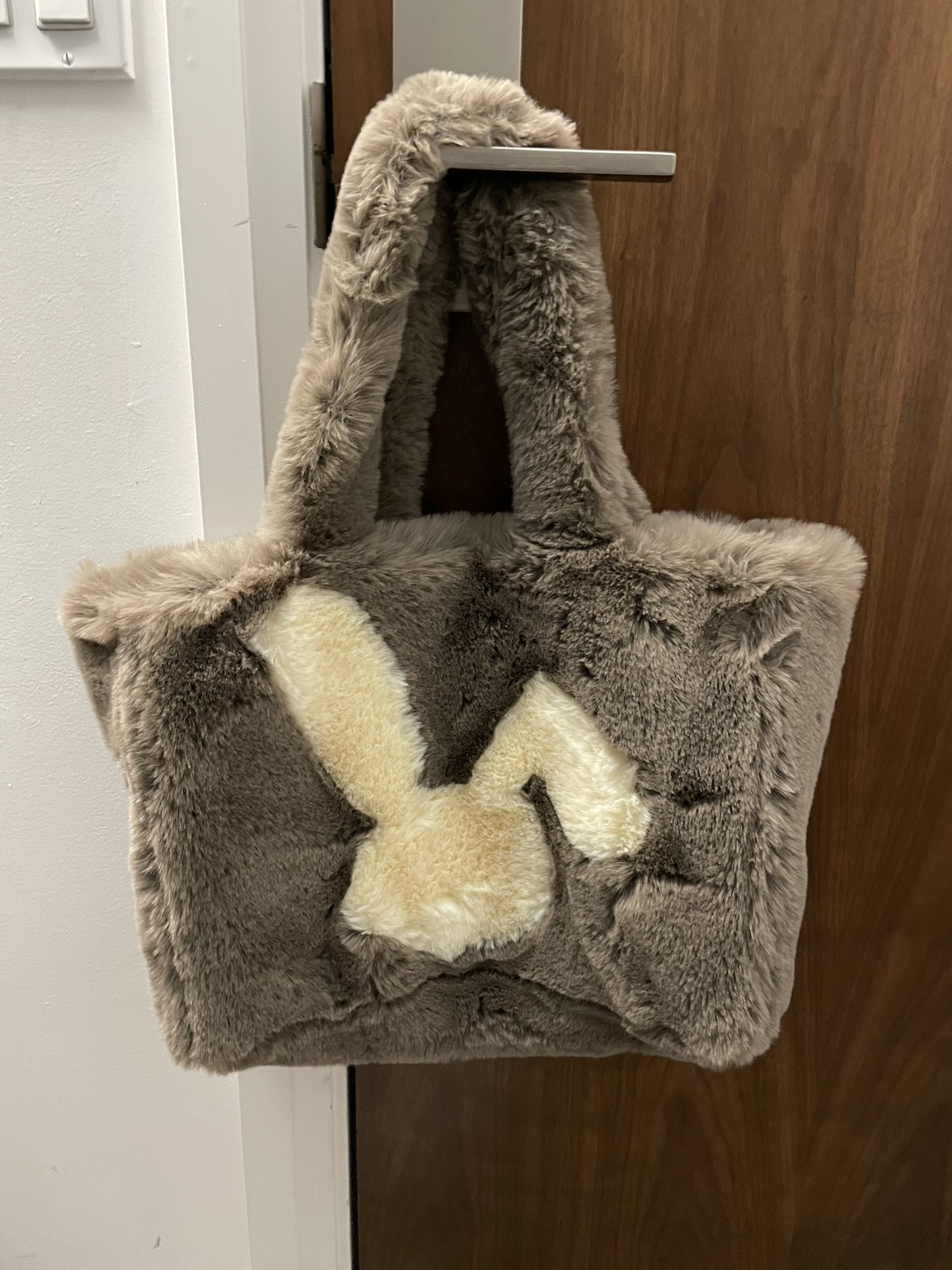 Flurry Cute Tote Bag Coffee Brown Rabbit With Snap Closure thumbnail