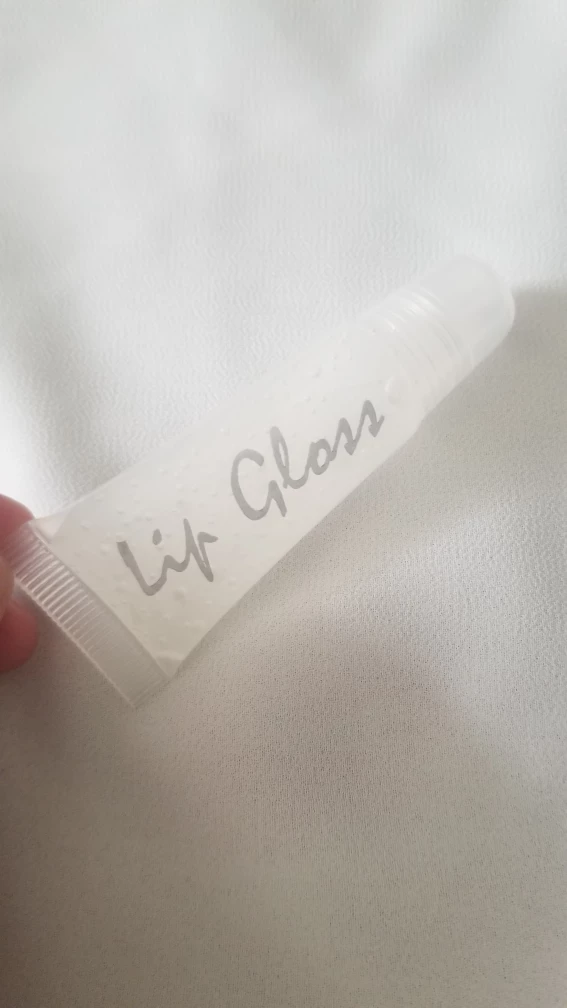 Clear Lipgloss thumbnail