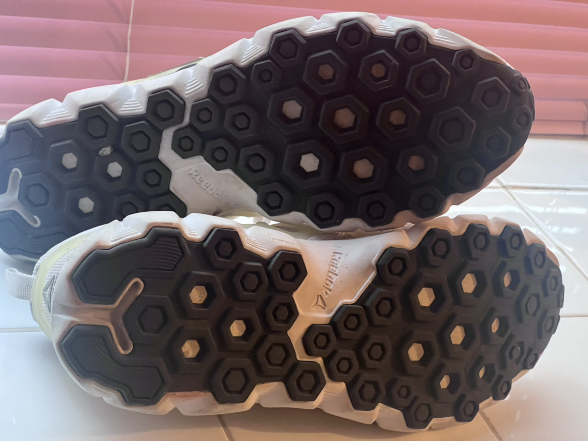 Reebok shoes 10.5