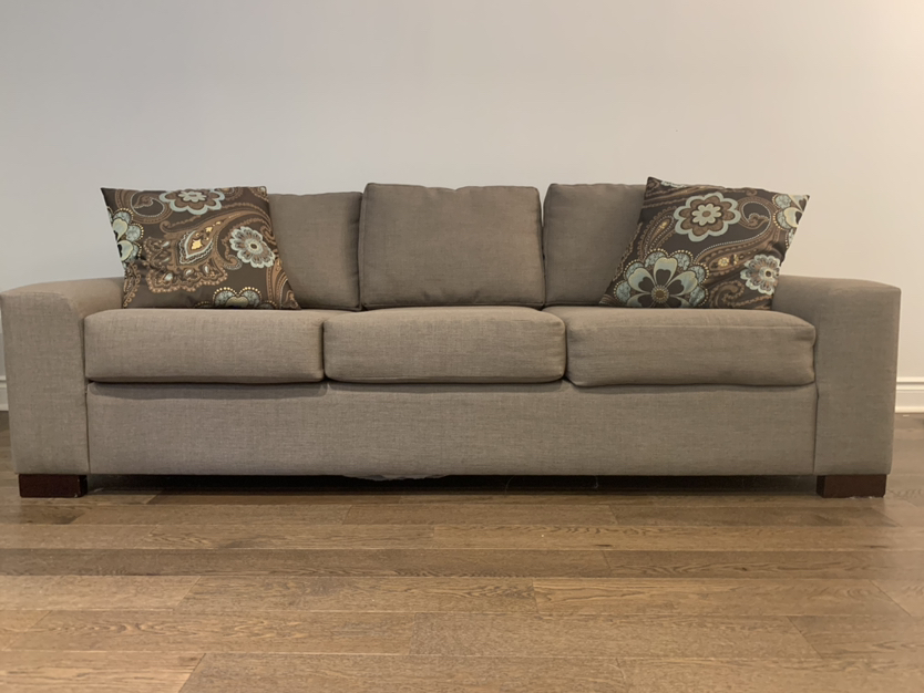 Great opportunity, excellent condition sofa! image indicator(2)