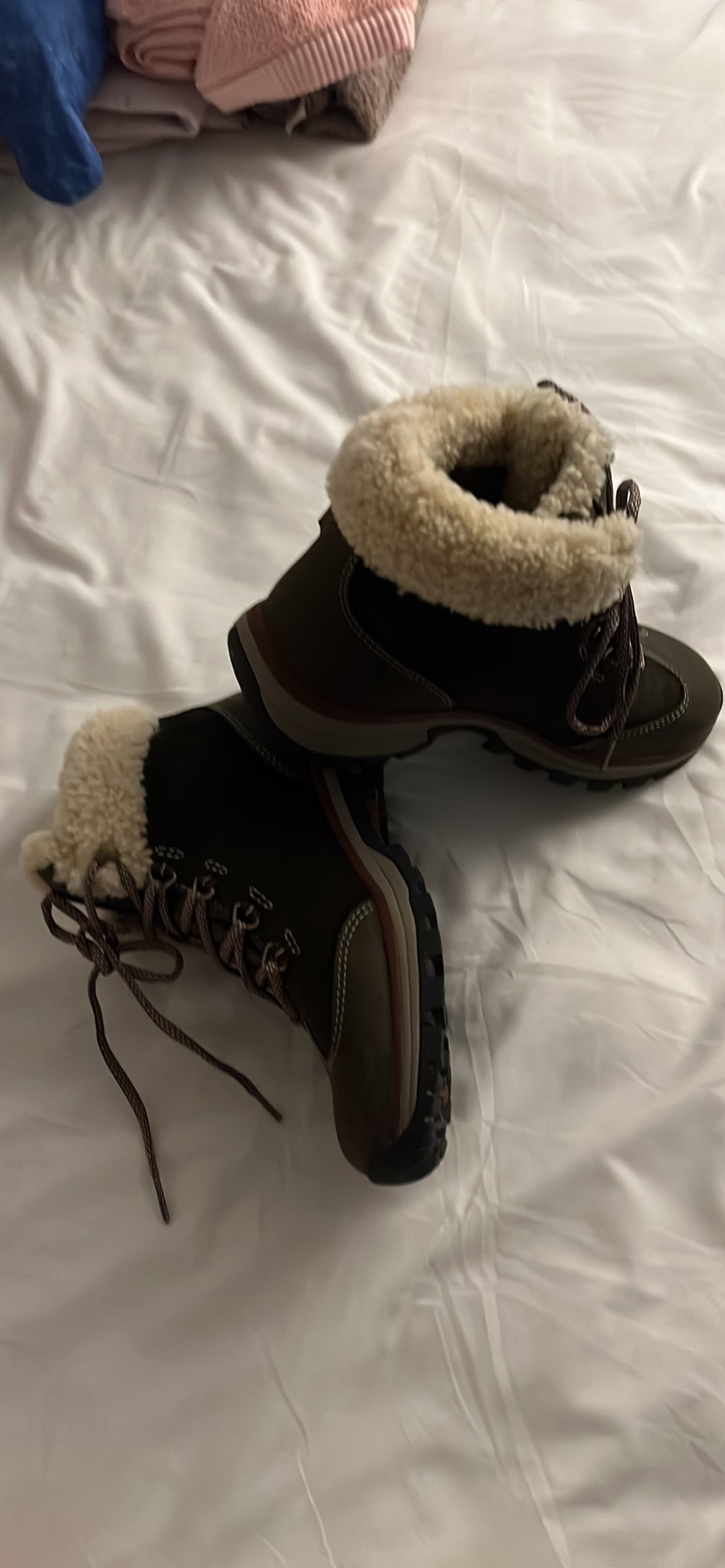 Eddie Bauer Women Hiking Boots - photo 4