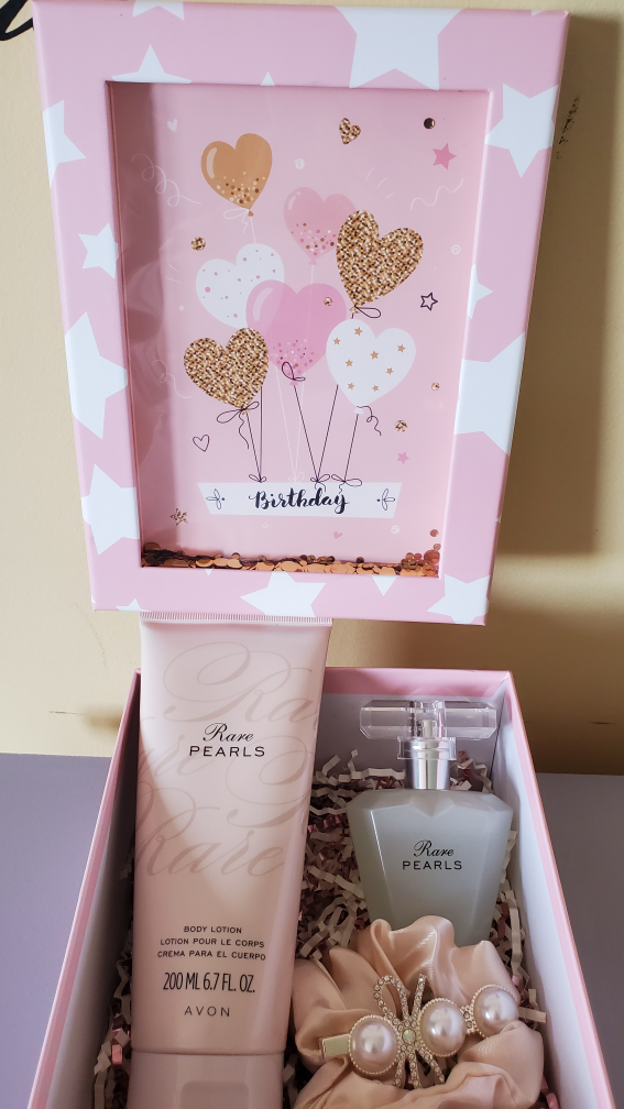 Birthday Gift Box image indicator(3)