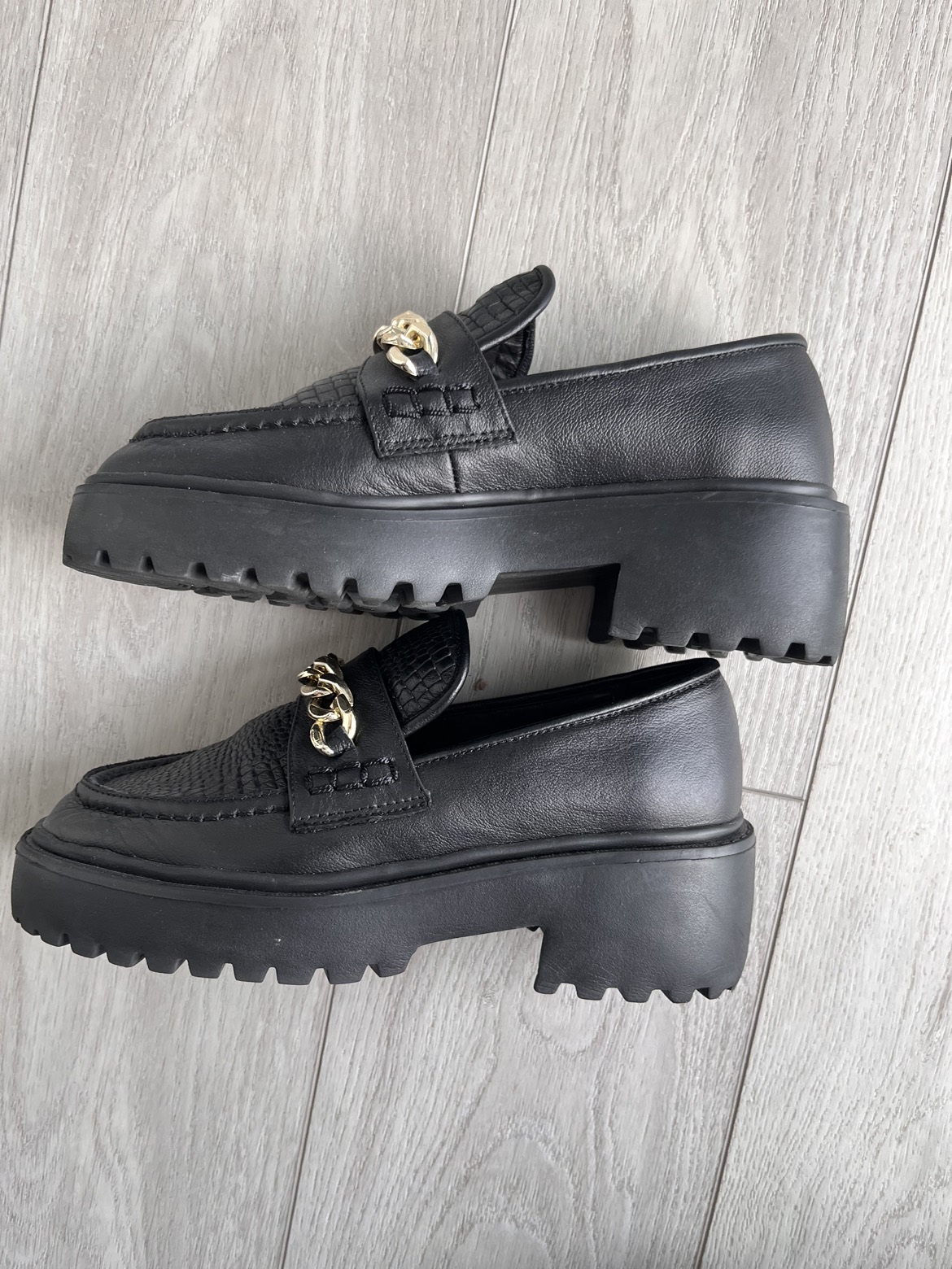 Women’s Shoes - Size 9 - photo 3