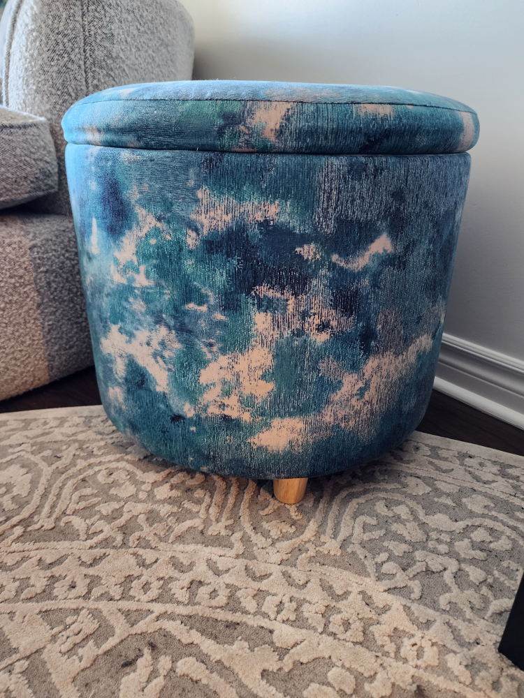 Ottoman/ Foot rest