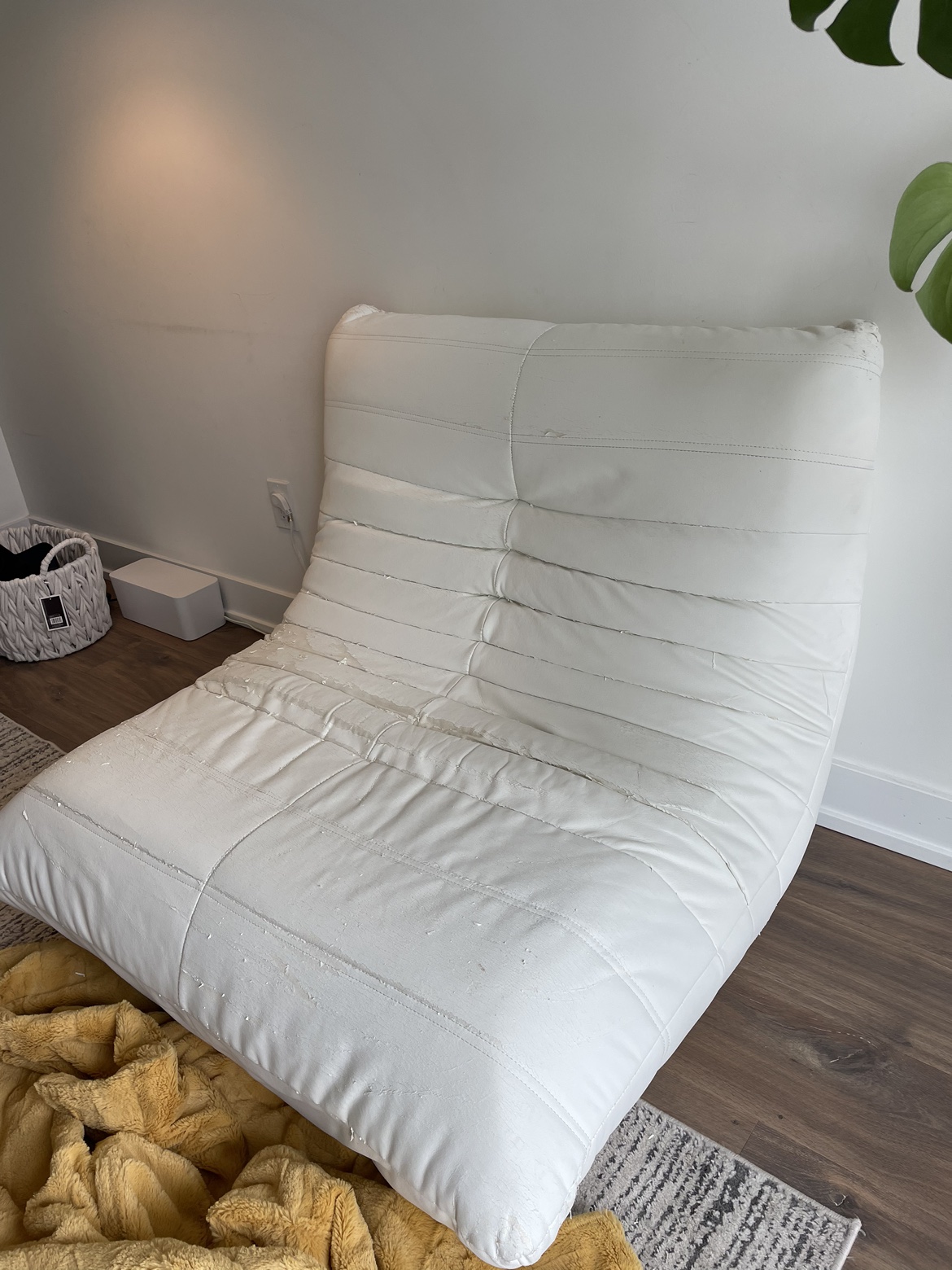 Togo Sofa / Lignet Roset - photo 3