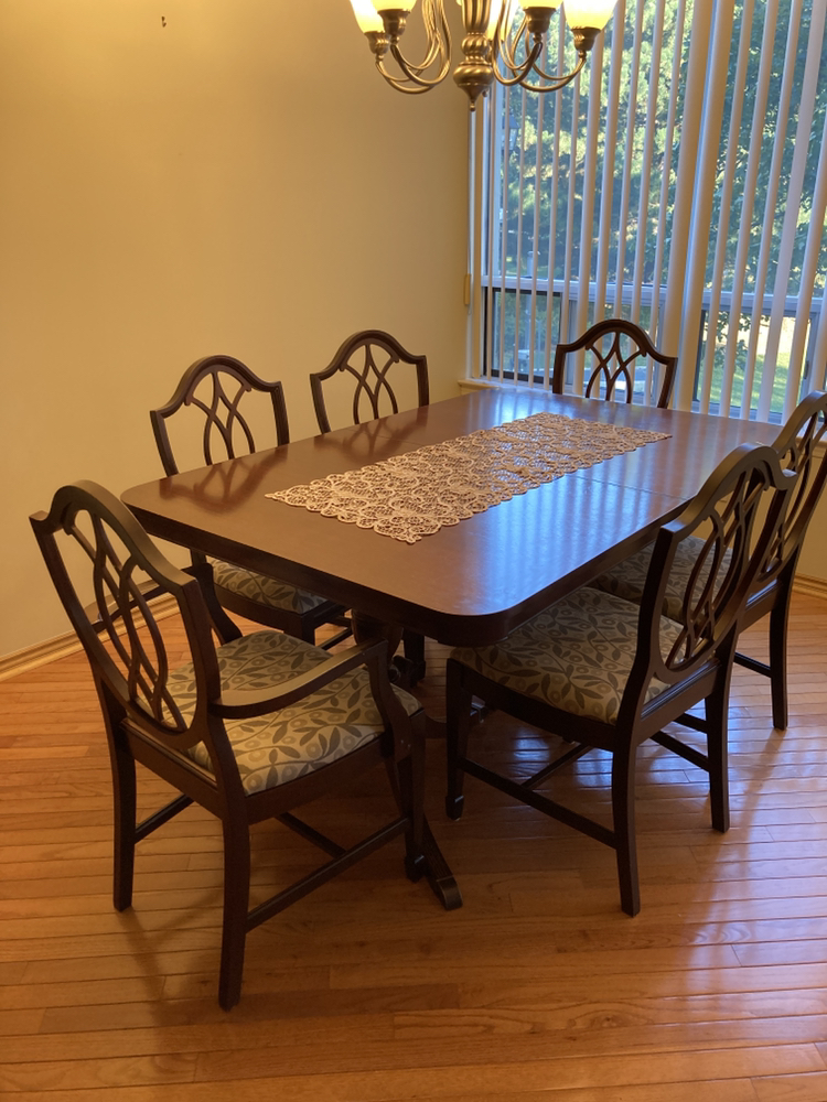 Dining Room Set 8 chairs