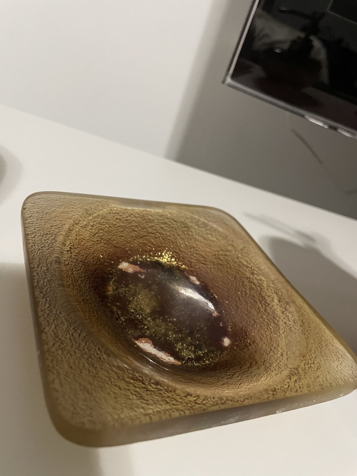 Soap dish & dispenser and toothbrush holder set image indicator(6)