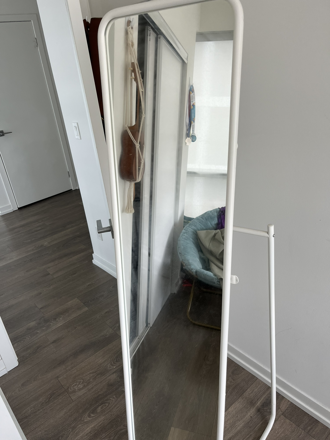 IKEA Knapper standing mirror thumbnail
