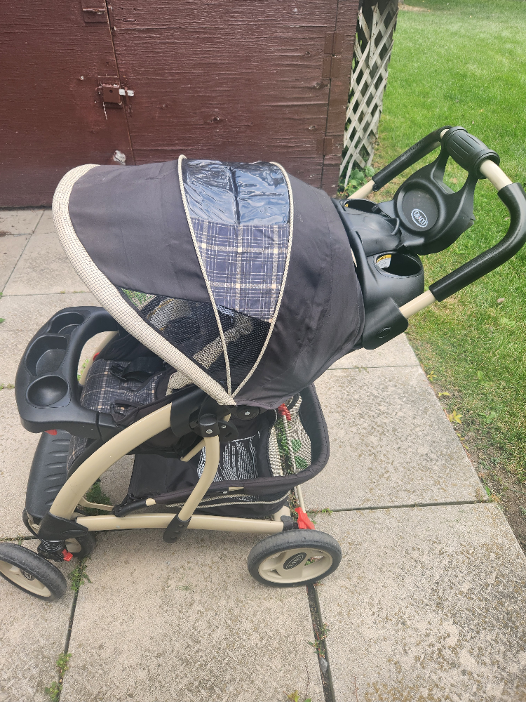 Graco baby stroller - photo 3