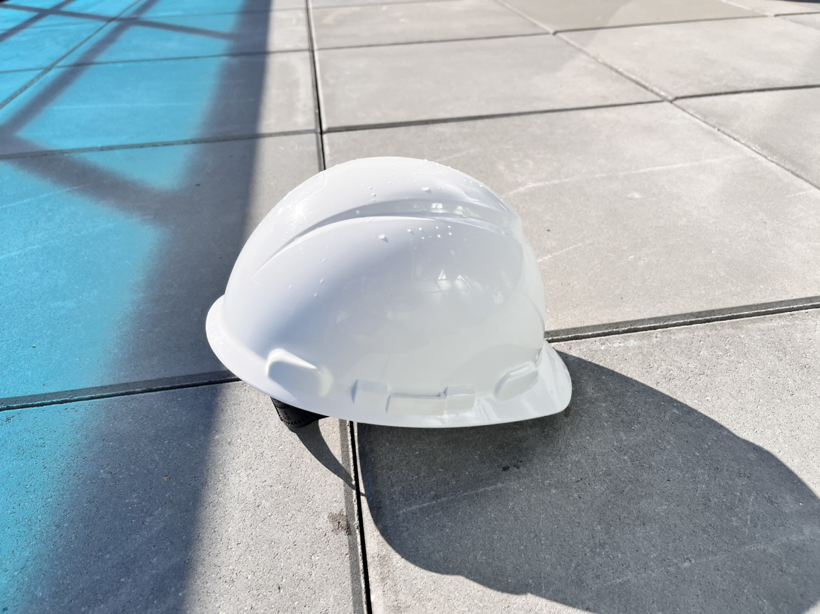 3M Safety Helmet - white, new - photo 2