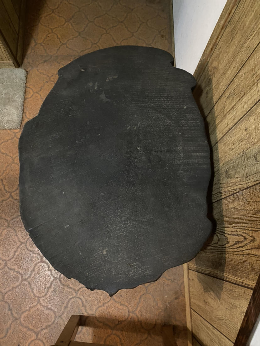 Tree slice table and chair image indicator(2)