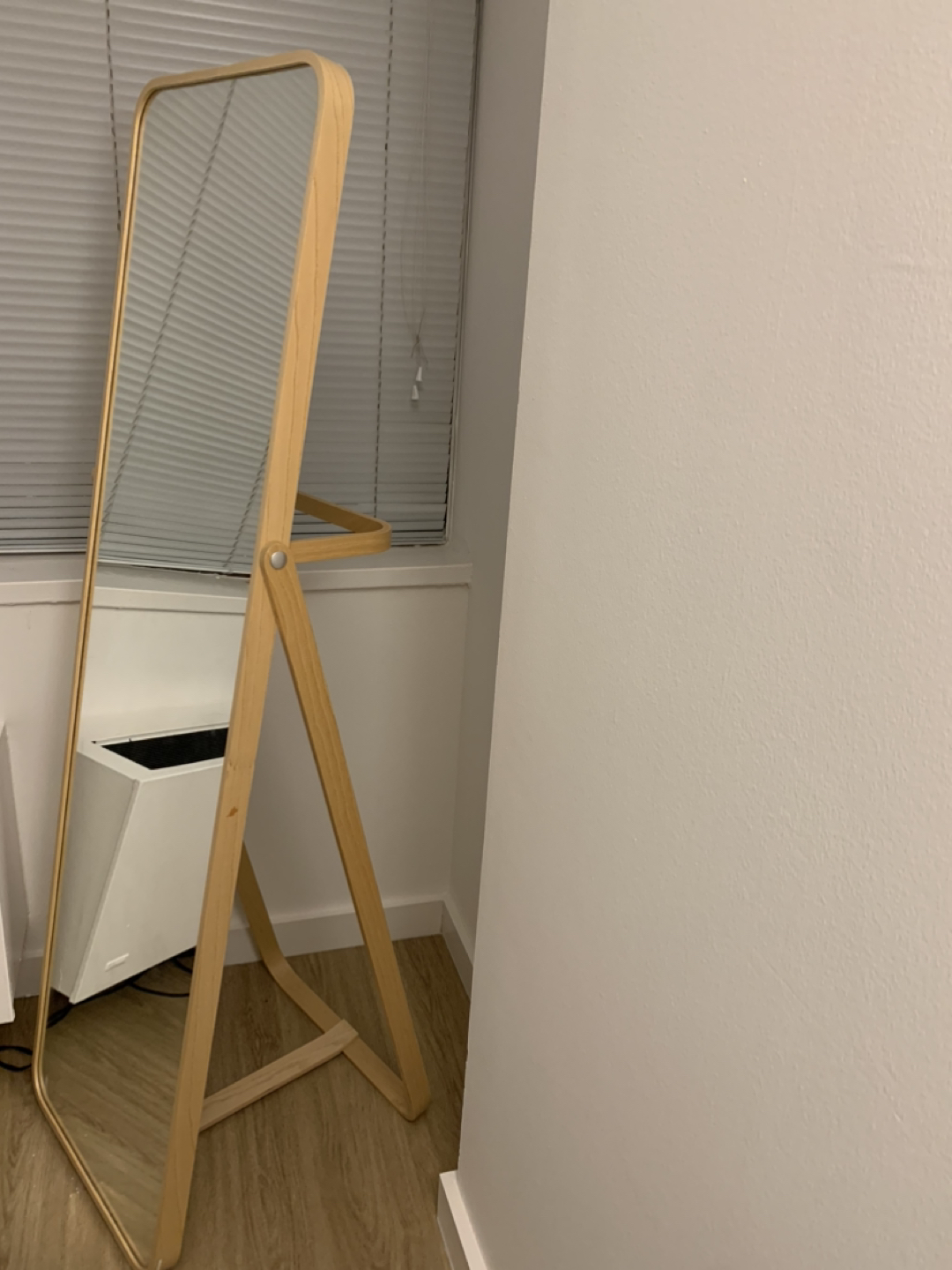 IKEA Floor Mirror IKORNNES - photo 2