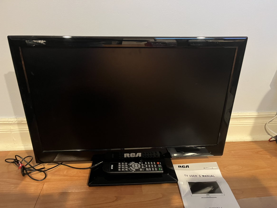 RCA 24in LED TV