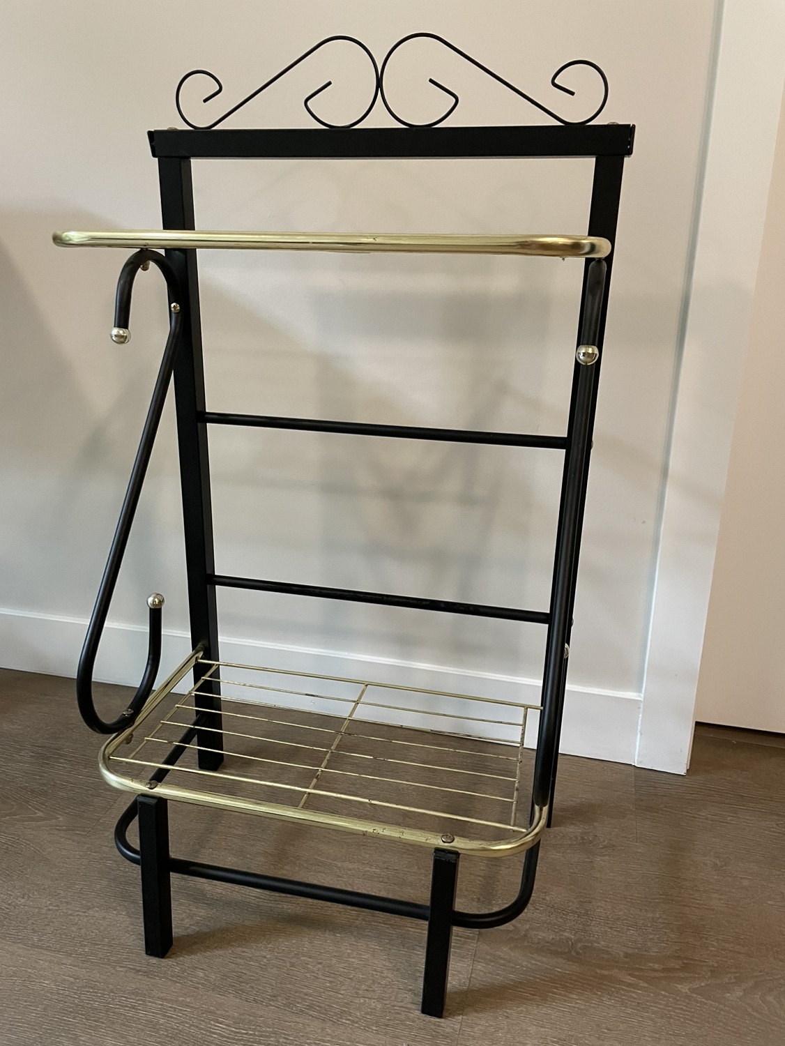 MCM Vintage style shelf - photo 2