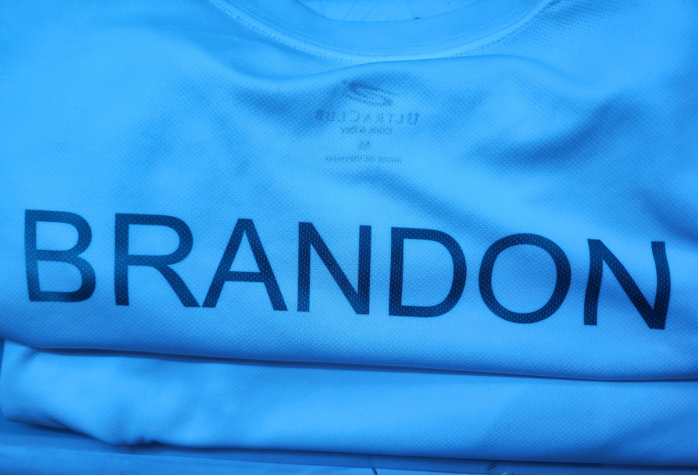 T-Shirt with Supreme Lable image indicator(3)