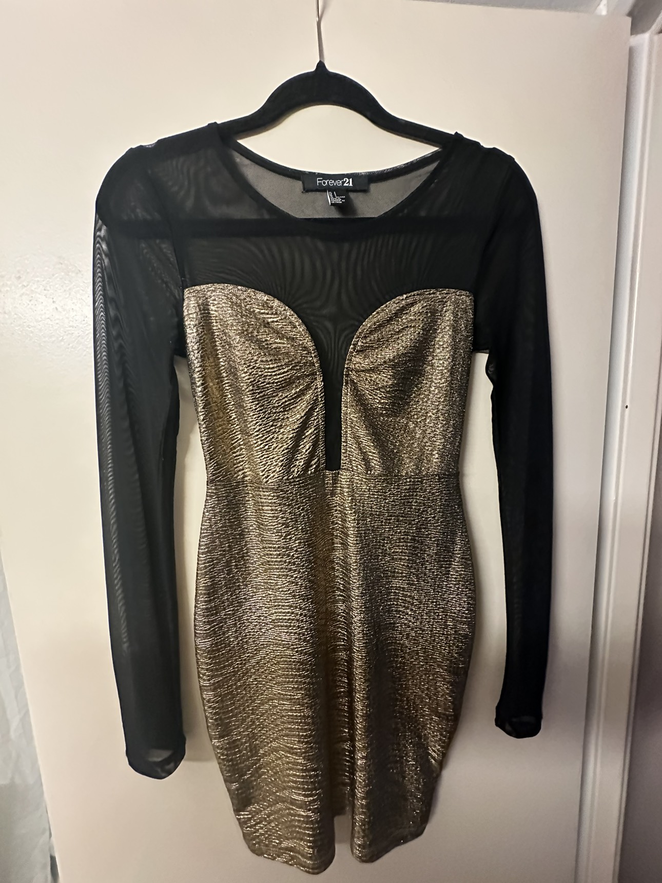 Free Pretty gold dress with mesh sleeves for Christmas Party image indicator(2)