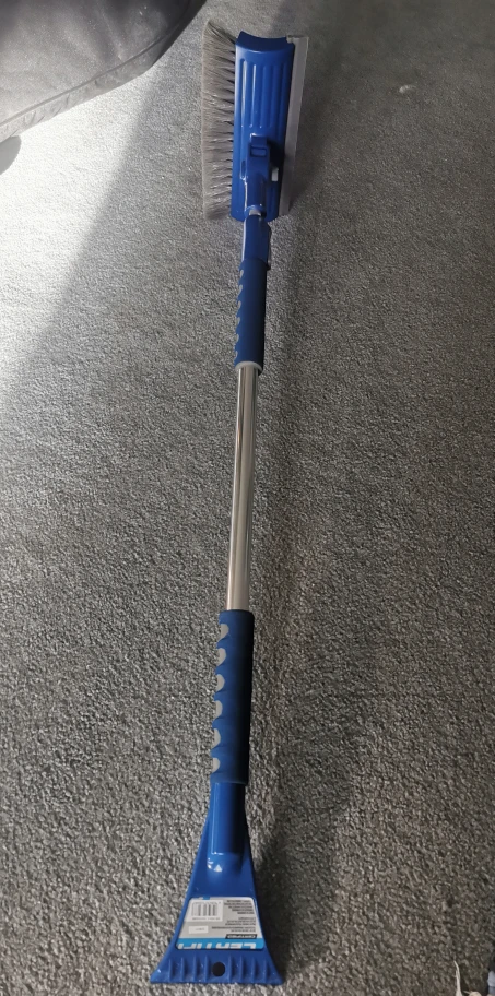 Car/truck snow brush