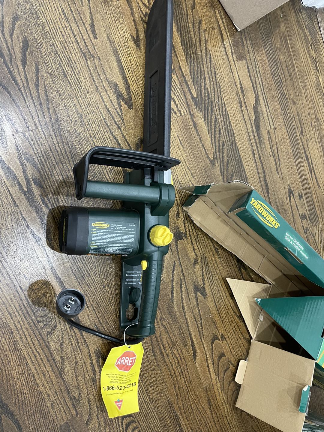 Yardworks 9 Amp Electric Corded Chainsaw, 14-in - photo 2