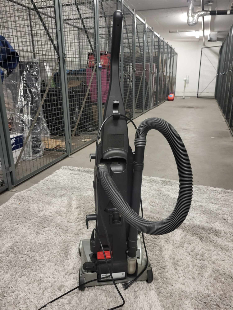 vacuum Cleaner thumbnail
