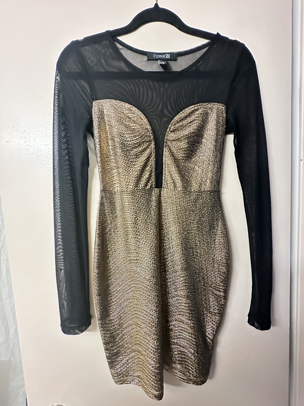 Free Pretty gold dress with mesh sleeves for Christmas Party image indicator(6)