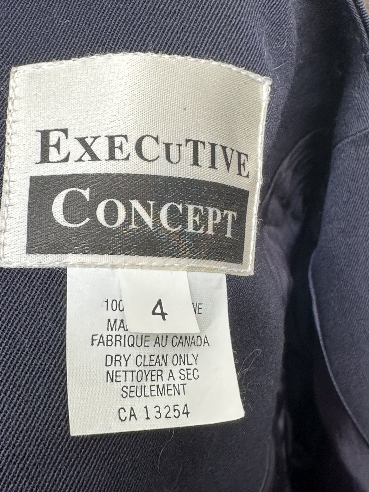 Navy Blue Gabardine Wool Double Breasted Blazer image indicator(2)