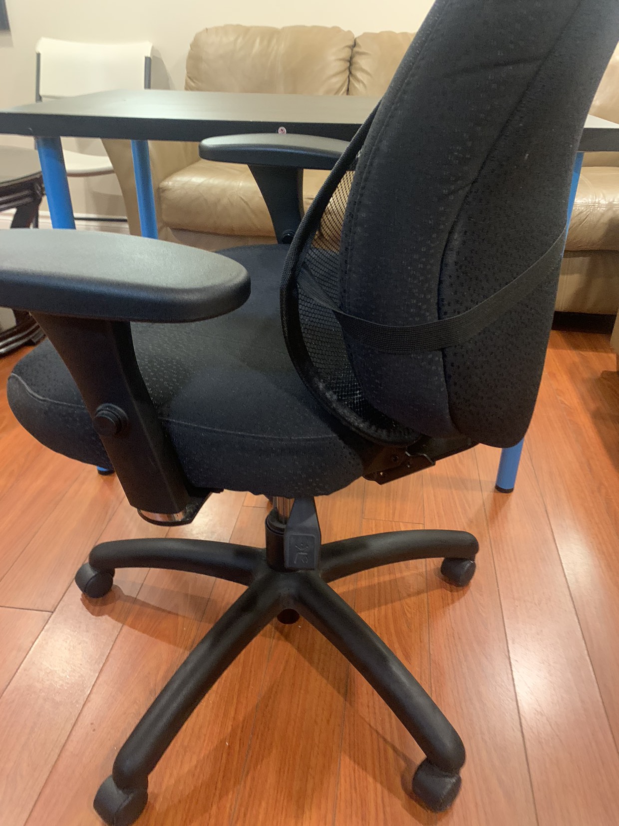 Office chair + Ikea table - photo 2