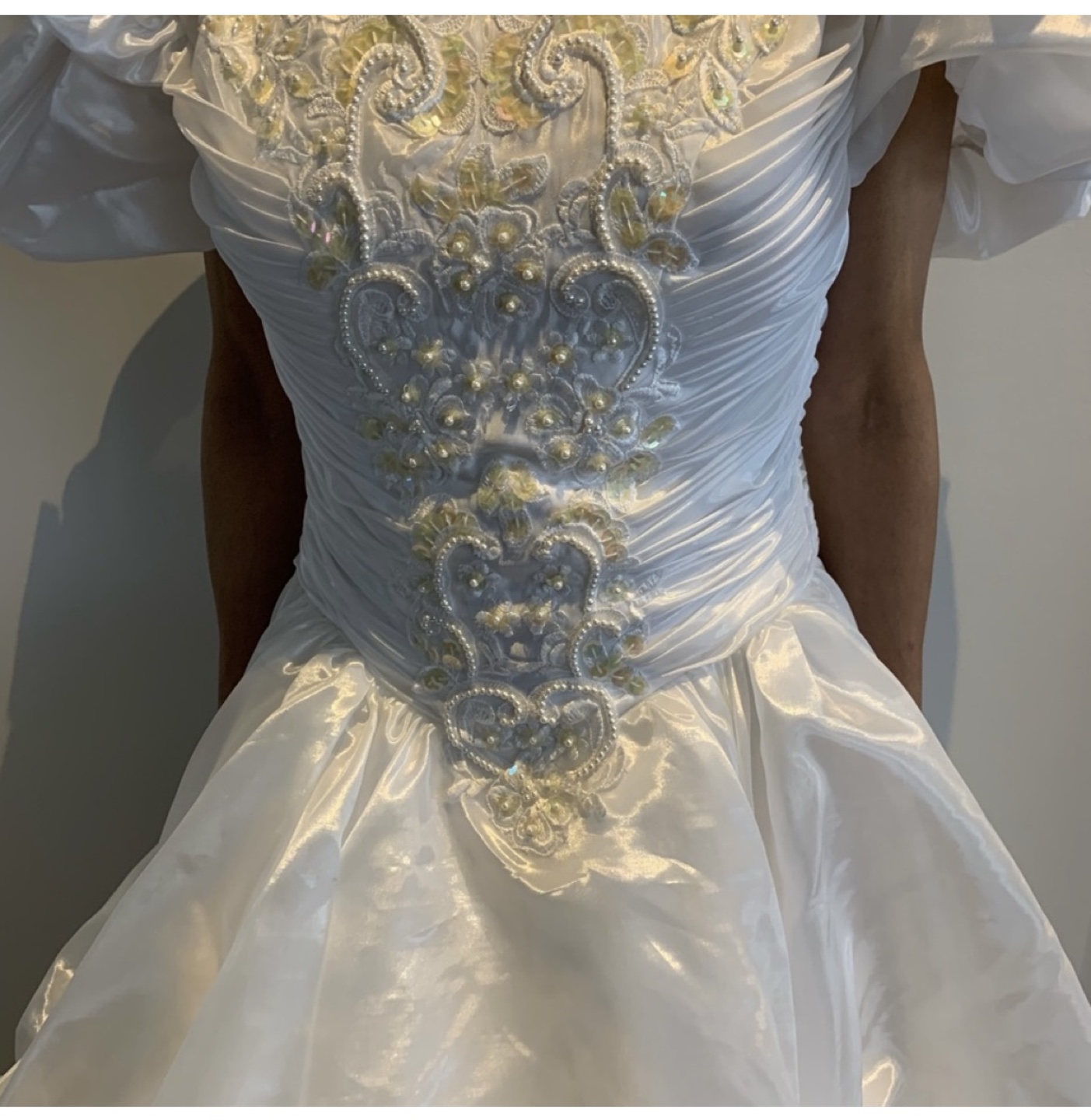 Size 2-4 Organza Wedding dress- Vintage image indicator(4)