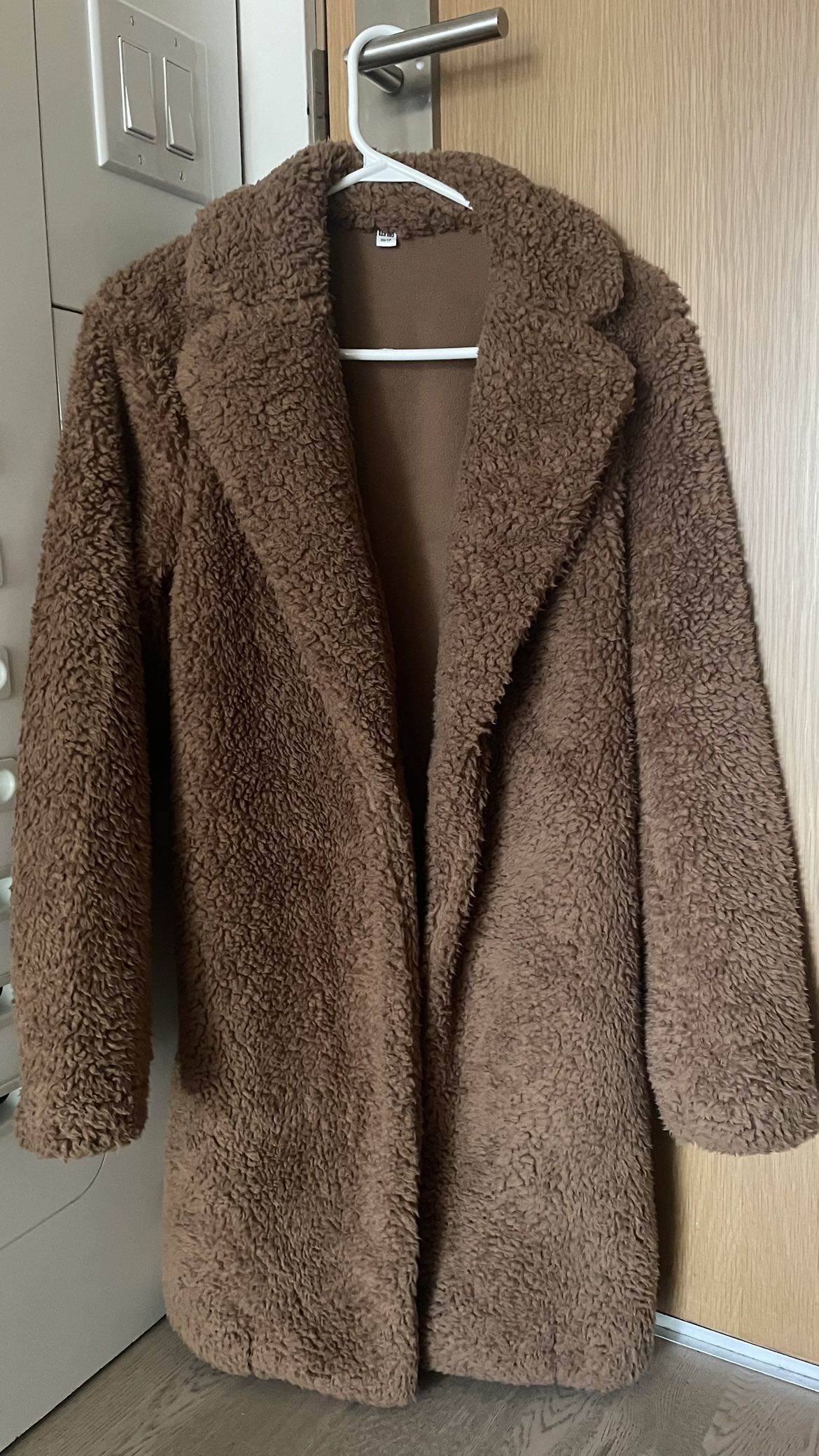 UNIQLO “PILE-LINED FLEECE TAILORED COAT” thumbnail