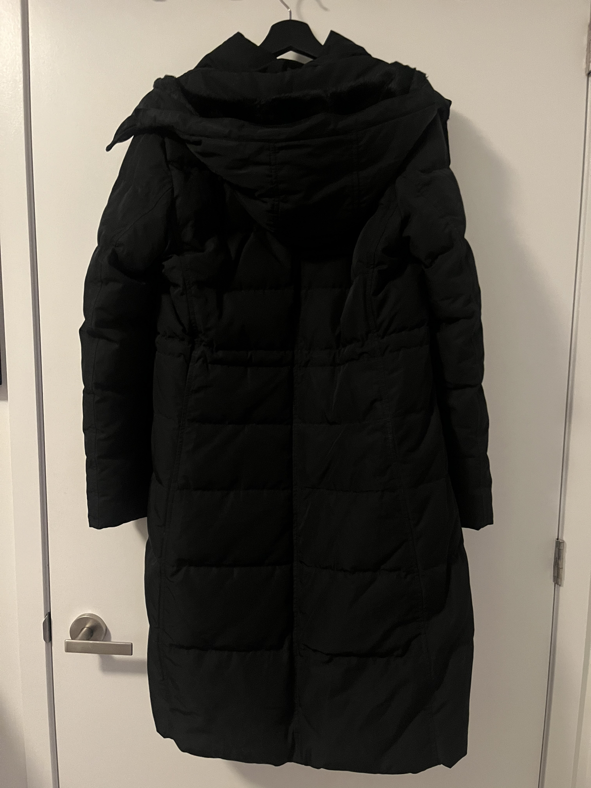 Uniqlo Long Winter Parka [Women’s Medium; Gently Used] image indicator(3)