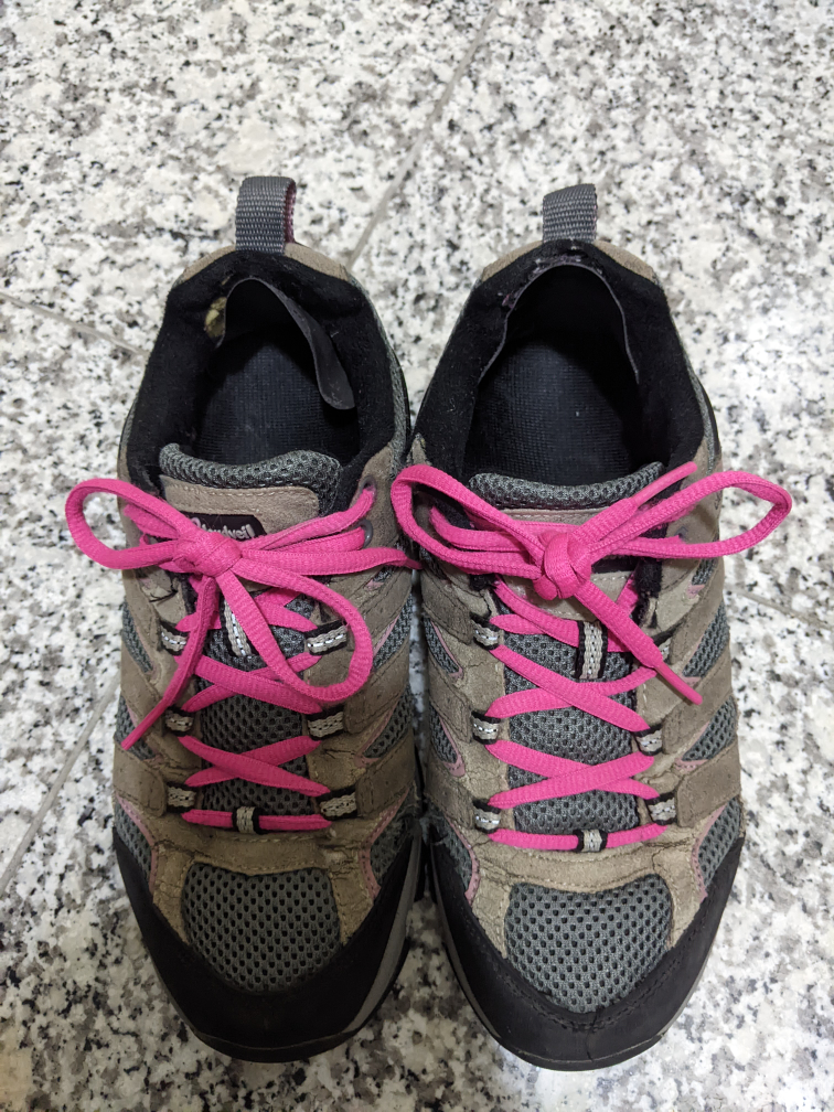 🧡 Ladies' Hiking boots/ shoes SIZE 6 thumbnail