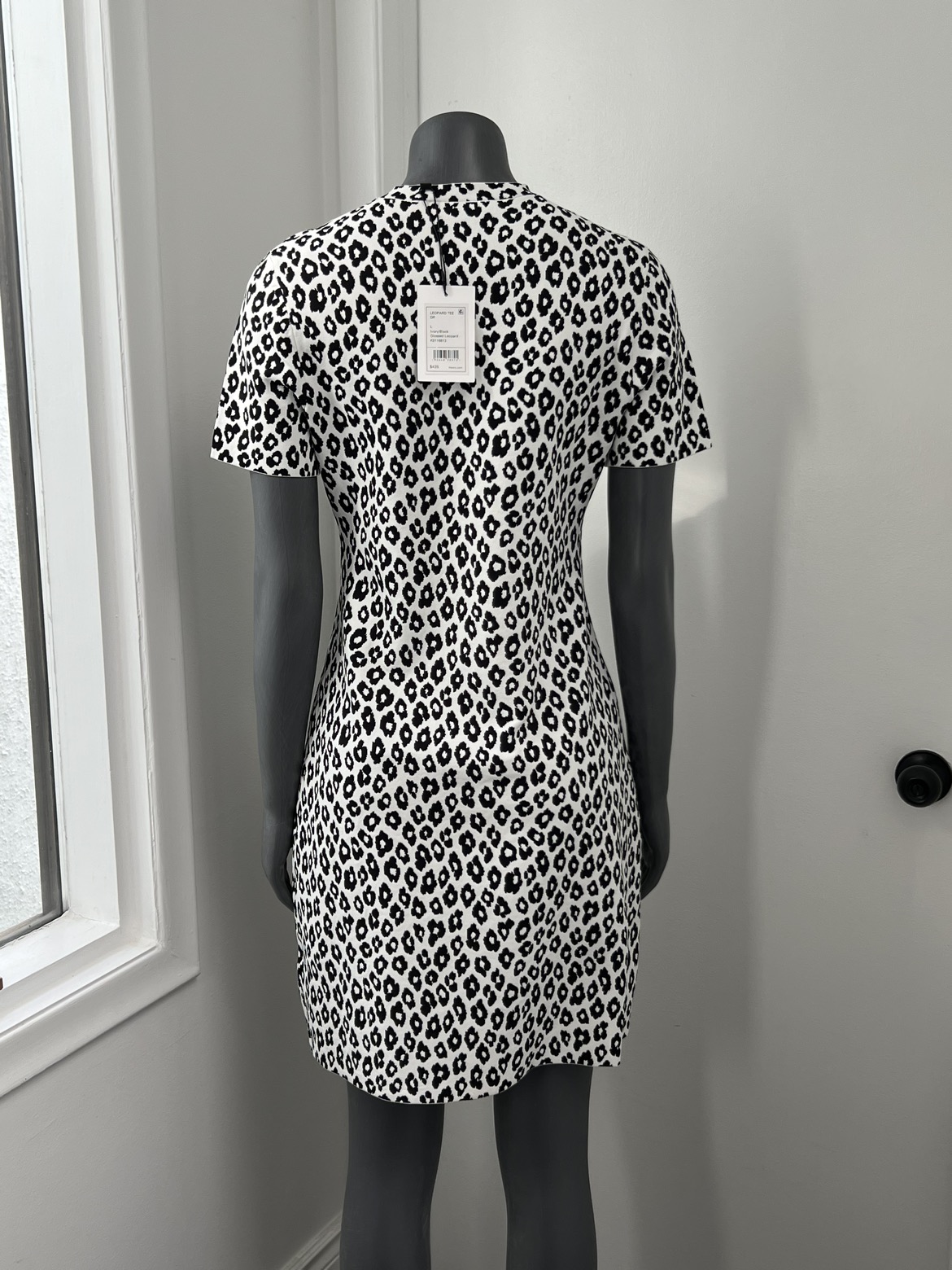 Theory dress image indicator(3)