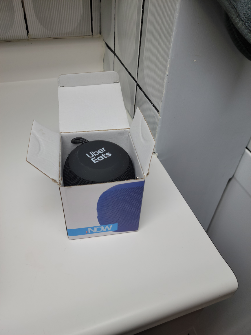 mini speaker brand new (uber eats logo)