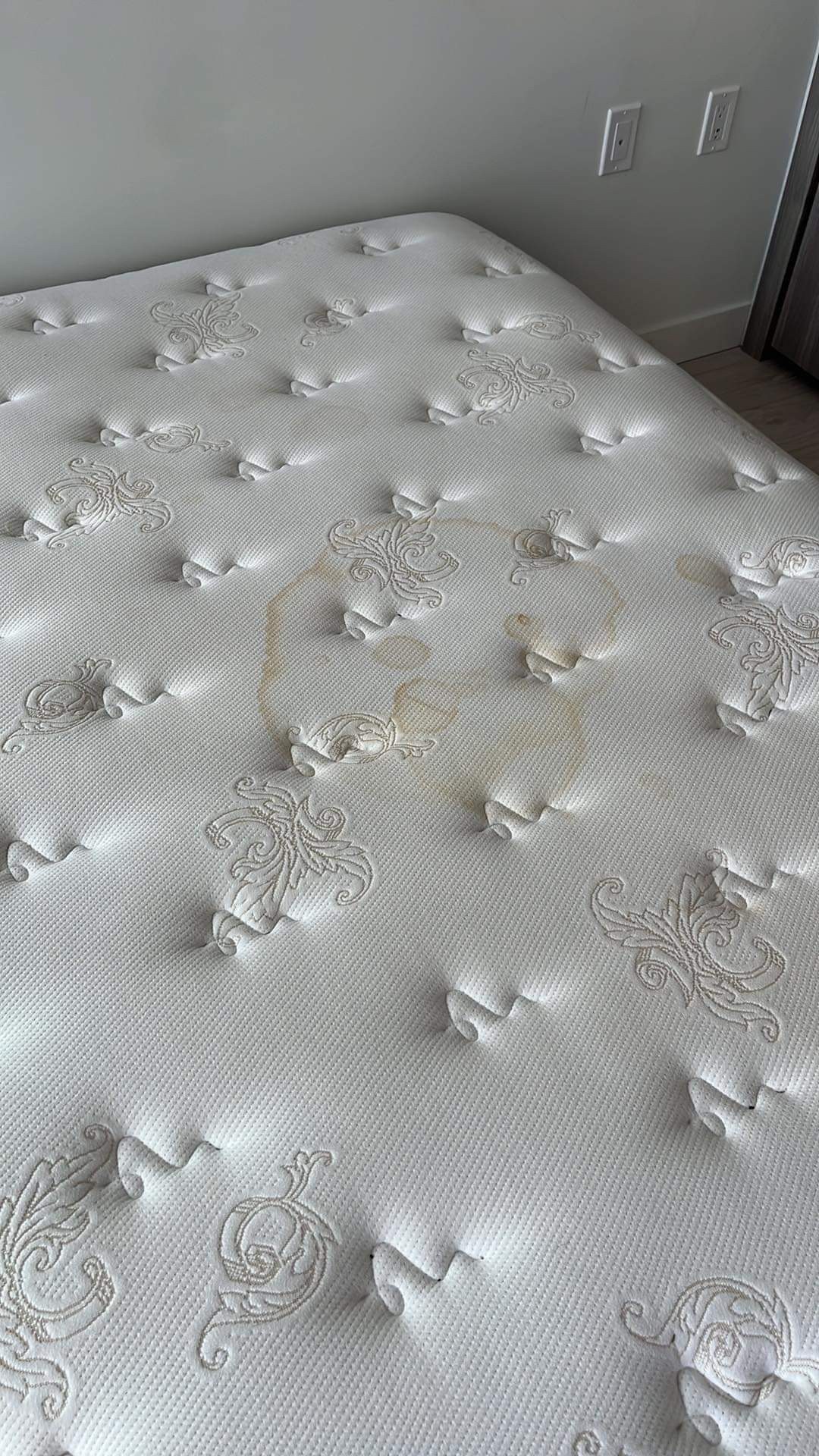 Free Twin size mattress and bed base - photo 2