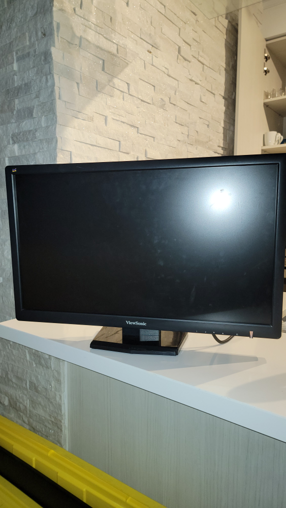 Viewsonic 27" Computer Monitor - Best Offer - Cash Only - photo 2